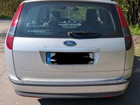 Second-hand Ford Focus Style 116 CP (85 kW) 2007 Argintiu Berlinǎ