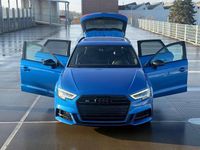 Gebraucht Audi S3 Comfort 300 PS (220 kW) 2019 Blau Limousine