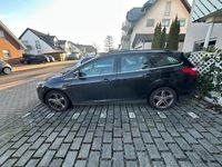 Gebraucht Ford Focus Trend 101 PS (74 kW) 2014 Schwarz Kombi