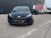Gebraucht Ford Fiesta Ambiente 60 PS (44 kW) 2009 Blau Kleinwagen