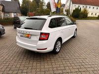 Gebraucht Skoda Fabia 95 PS (69 kW) 2022 Weiss Kleinwagen