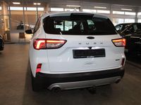 Second-hand Ford Kuga Titanium 224 CP (164 kW) 2022 Alb SUV