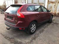 Gebraucht Volvo XC60 163 PS (119 kW) 2010 Rot SUV