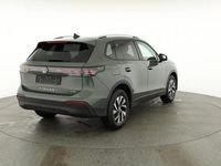 Neu VW Tiguan Life 2025 Cipressinogrün metallic SUV