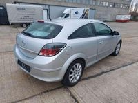 Gebraucht Opel Astra Edition+ 105 PS (77 kW) 2006 Starsilber iii m2 Coupé