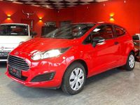 Gebraucht Ford Fiesta Ambiente 60 PS (44 kW) 2014 Rot Kleinwagen