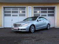 Gebraucht Mercedes E200 184 PS (135 kW) 2013 Silber