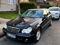 Gebraucht Mercedes C220 Avantgarde 150 PS (110 kW) 2006 Schwarz Limousine