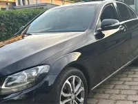Gebraucht Mercedes C180 156 PS (114 kW) 2015 Schwarz Limousine