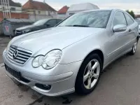 Gebraucht Mercedes C220 150 PS (110 kW) 2005 Iridiumsilber  metalliclack Coupé