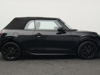 Gebraucht Mini Cooper Cabriolet Classic 163 PS (119 kW) 2025 Schwarz Cabrio
