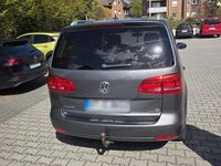 Gebraucht VW Touran 150 PS (110 kW) 2013 Blau Van / Kleinbus