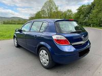 gebraucht Opel Astra Edition/Navigation/Tempomat