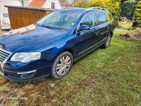 Usata VW Passat 140 CV (102 kW) 2009 Blu Station wagon