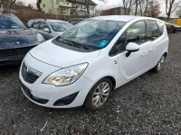 Gebraucht Opel Meriva 110 PS (80 kW) 2012 Weiß Van / Kleinbus