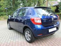 Gebraucht Dacia Sandero Celebration 90 PS (66 kW) 2016 Blau cosmos Kleinwagen