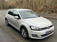 Gebraucht VW Golf VII Highline 122 PS (89 kW) 2013 Weiß Limousine