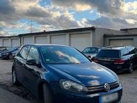 Gebraucht VW Golf VI 105 PS (77 kW) 2011 Blau Kleinwagen