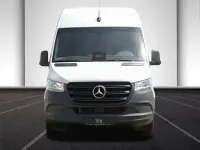 Gebraucht Mercedes Sprinter 170 PS (125 kW) 2025 Arktikweiss Van