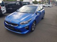 Gebraucht Kia Ceed Spirit 140 PS (102 kW) 2018 Blau Kleinwagen