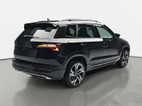 Neu Skoda Karoq SportLine 190 PS (139 kW) 2026 Grau SUV