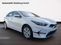 Gebraucht Kia Ceed 120 PS (88 kW) 2024 (wd) casa white s Kleinwagen