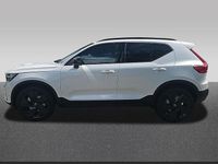 Neu Volvo XC40 Plus 163 PS (119 kW) 2025 Crystal white / metallic SUV
