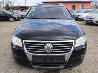 Gebraucht VW Passat Highline 140 PS (102 kW) 2008 Deep black perleffekt Kombi