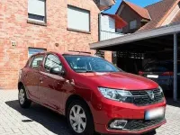 Gebraucht Dacia Sandero Essentiel 73 PS (53 kW) 2018 Rot Limousine