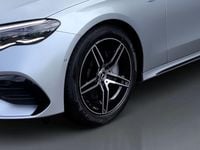 Gebraucht Mercedes E300 AMG 313 PS (230 kW) 2025 Metalliclack hightechsilber Kombi