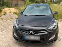 Gebraucht Hyundai i30 100 PS (73 kW) 2014 Schwarz Limousine