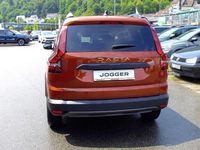 Neu Dacia Jogger Extreme 110 PS (80 kW) 2025 Terracottabraun metallic Van / Kleinbus