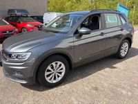 Gebraucht VW Tiguan 125 PS (91 kW) 2018 Grau SUV