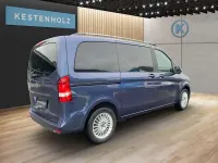 Gebraucht Mercedes V220 163 PS (119 kW) 2025 Sodalithblau met. Van / Kleinbus