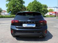 Gebraucht Ford Focus ST-Line X 155 PS (114 kW) 2023 Obsidianschwarz metallic Limousine
