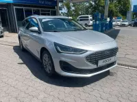 Gebraucht Ford Focus Titanium 125 PS (91 kW) 2024 Polarsilber metallic Kombi