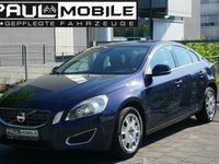 Gebraucht Volvo S60 Summum 114 PS (83 kW) 2012 Blau metallic Limousine