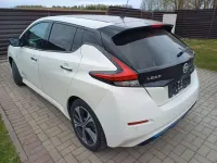 Gebraucht Nissan Leaf Tekna 110 kW (150 PS) 2018 Weiß Kleinwagen