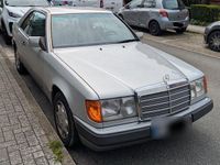 Gebraucht Mercedes 230 132 PS (97 kW) 1992 Silber Coupé
