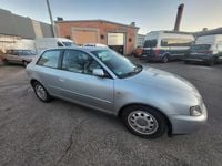 Gebraucht Audi A3 Attraction 101 PS (74 kW) 1999 Silber Kleinwagen