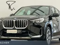 Gebraucht BMW iX1 xLine 200 kW (272 PS) 2023 Schwarz uni SUV