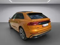 Gebraucht Audi Q8 Competition 286 PS (210 kW) 2023 Drachenorange metallic SUV