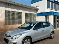 Gebraucht Hyundai i30 109 PS (80 kW) 2009 Silber Limousine
