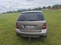 Gebraucht Mercedes ML500 306 PS (225 kW) 2005 Beige SUV