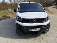 Gebraucht Opel Vivaro 120 PS (88 kW) 2024 Weiß Van / Kleinbus