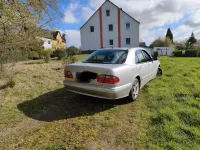 Gebraucht Mercedes E240 Classic 170 PS (125 kW) 2001 Blau Limousine