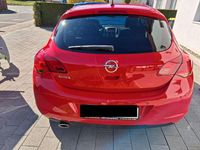 Gebraucht Opel Astra Design Edition 120 PS (88 kW) 2011 Rot Kleinwagen