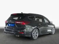 Gebraucht Ford Focus ST-Line X 116 PS (85 kW) 2024 Agate black metallic Kombi