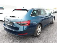 Gebraucht Skoda Superb Style 190 PS (139 kW) 2023 Blau metallic Kombi