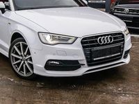 Gebraucht Audi A3 Ambiente 150 PS (110 kW) 2015 Weiß Limousine